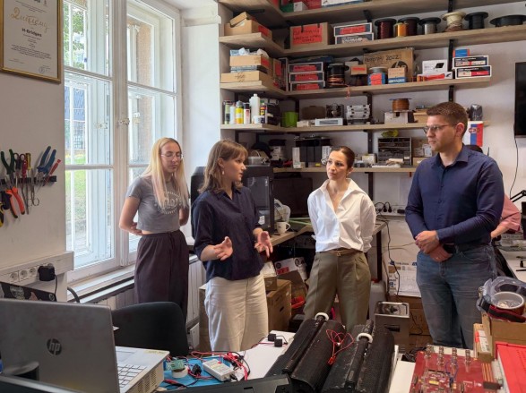 We visited the H-Bridges team and supported the work of future engineers